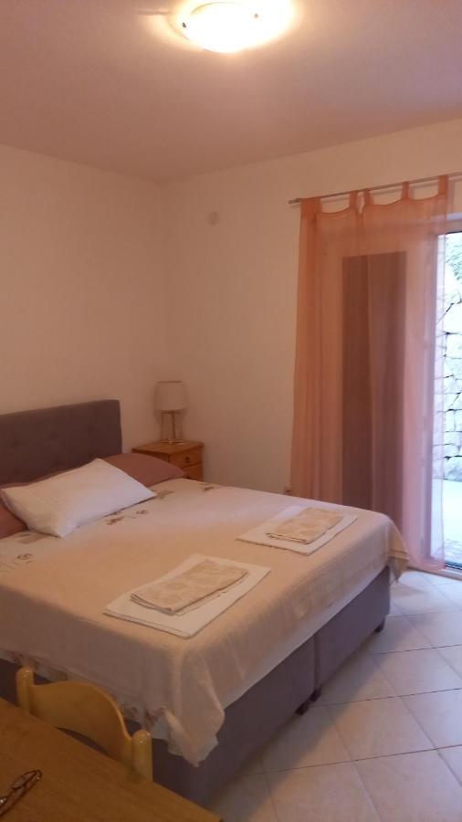 Apartmani Cosic Duće Exterior foto